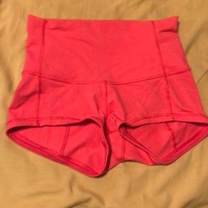 Lululemon Wunder under shortie shorts size 6